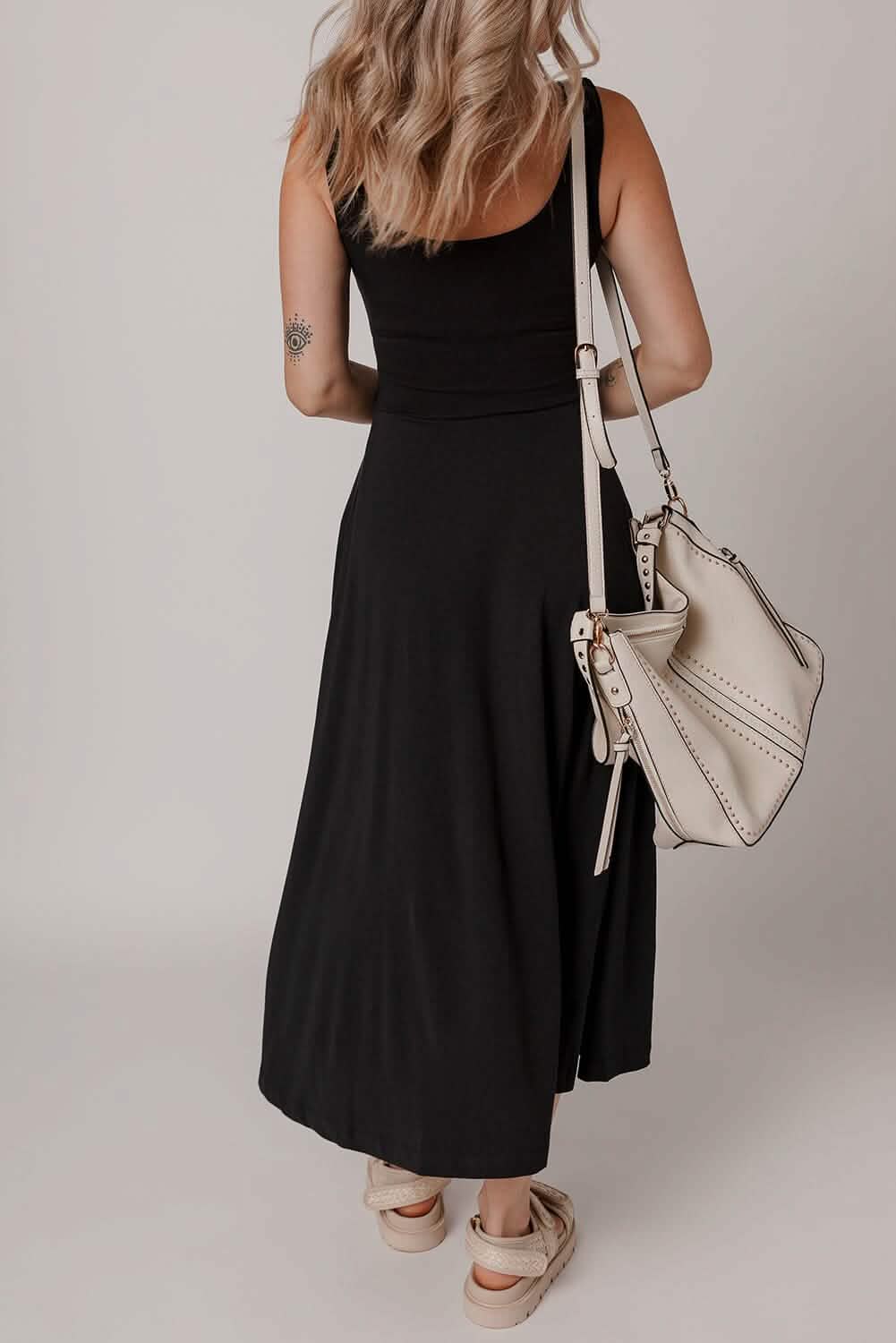 Black Sleeveless Scoop Neck Flared Split Midi Dress